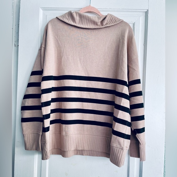 Maurices Stripped Sweatshirt in taupe - Picture 4 of 4